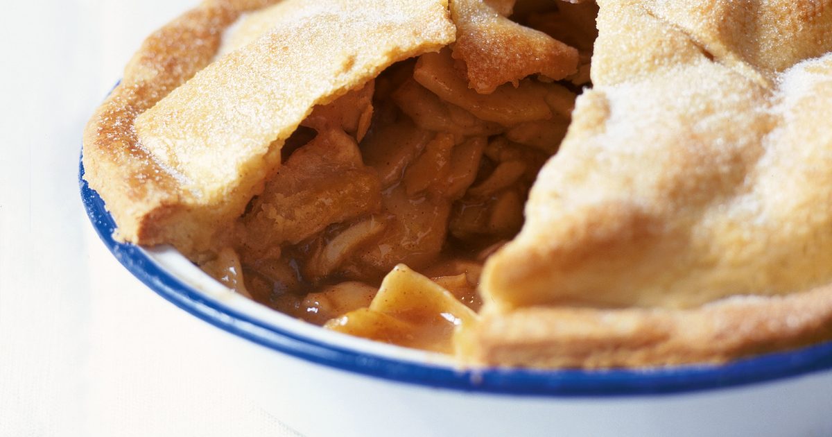 Homemade apple pie